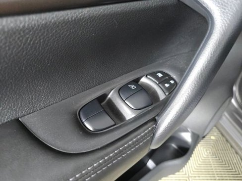 Certified 2022 Nissan Rogue Sport S image 27