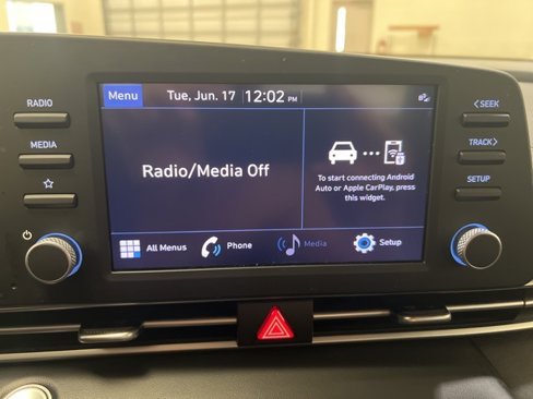 Used 2023 Hyundai Elantra SEL image 23