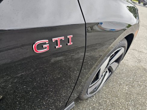 New 2025 Volkswagen Golf S image 11