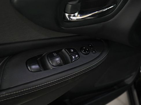 Used 2019 Nissan Murano SV image 19