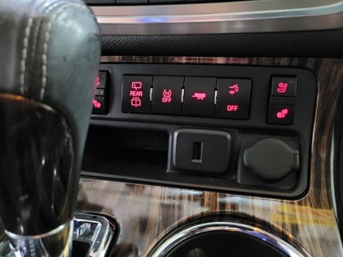 Used 2016 GMC Acadia Denali image 40