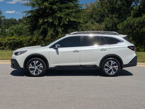Used 2022 Subaru Outback Touring w/ Popular Package #2 image 8