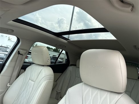 Certified 2021 Buick Envision Avenir image 19