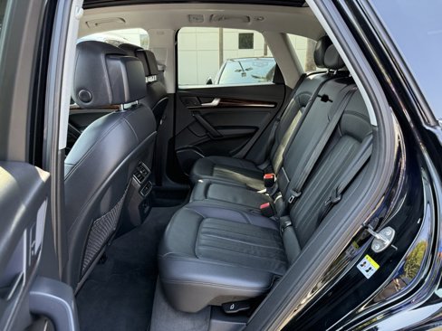 Used 2018 Audi Q5 2.0T Premium Plus w/ Premium Plus Package image 21
