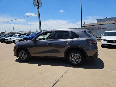 New 2026 Honda HR-V LX image 8