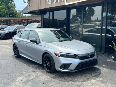 Used 2023 Honda Civic Sport image 4