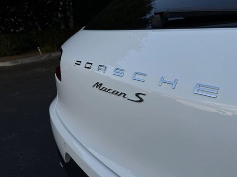 Used 2017 Porsche Macan S image 8