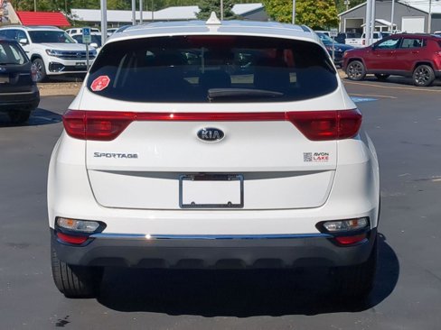 Used 2021 Kia Sportage LX image 5