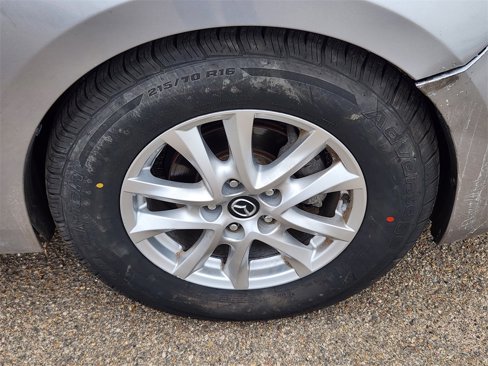 Used 2014 MAZDA MAZDA3 i Touring image 15