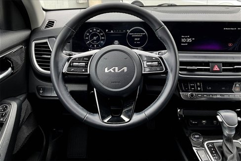 Certified 2024 Kia Seltos EX image 7