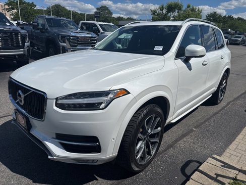 Used 2018 Volvo XC90 T5 Momentum w/ Convenience Package image 3