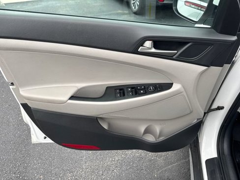 Used 2018 Hyundai Tucson Value image 11