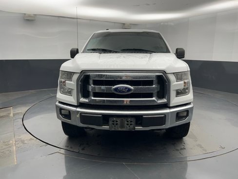 Used 2016 Ford F150 XLT w/ Trailer Tow Package image 4