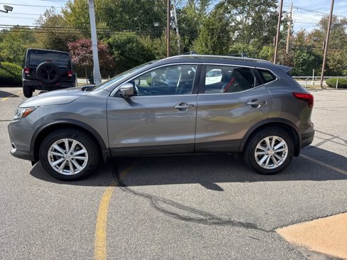 Used 2018 Nissan Rogue Sport SV w/ SV Technology Package image 6