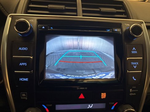 Used 2017 Toyota Camry XSE image 20