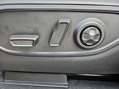New 2025 Jeep Grand Cherokee Limited w/ Luxury Tech Group II image 20