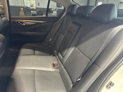 Used 2018 INFINITI Q50 Luxe w/ All Weather Package (L93) image 18