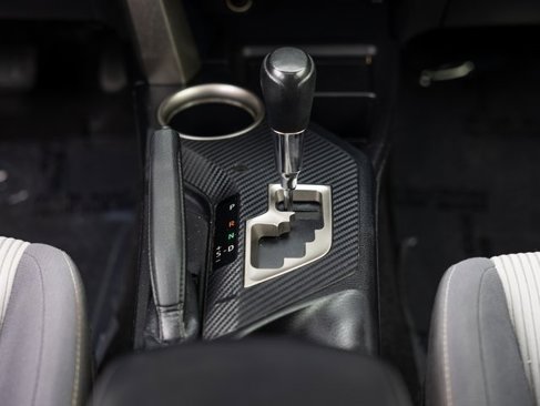 Used 2015 Toyota RAV4 XLE image 21