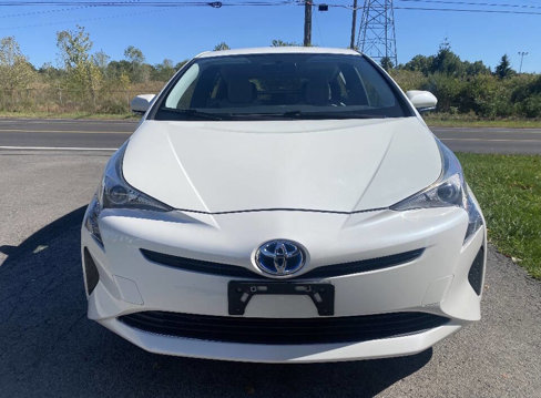 Used 2016 Toyota Prius Two image 3