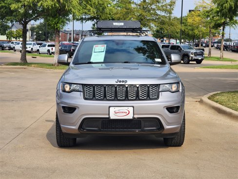 Used 2019 Jeep Grand Cherokee Altitude image 2