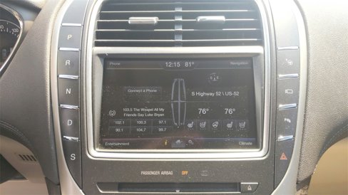 Used 2016 Lincoln MKX Reserve w/ Luxury Package image 25
