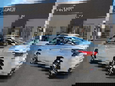 Used 2020 Nissan Altima 2.5 SV image 5