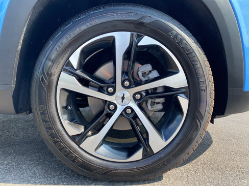 Used 2024 Chevrolet Trax RS w/ Sunroof Package image 10