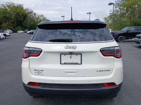 Used 2018 Jeep Compass Limited w/ Navigation Group image 5