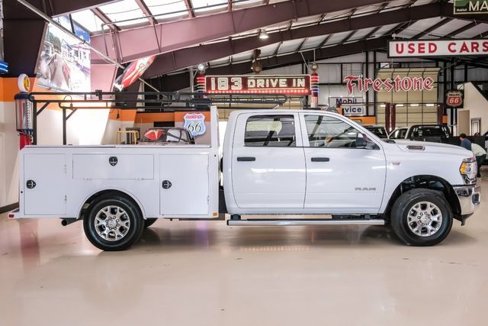 Used 2020 RAM 3500 Tradesman w/ Chrome Appearance Group image 10