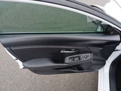 Used 2023 Nissan Sentra S image 23