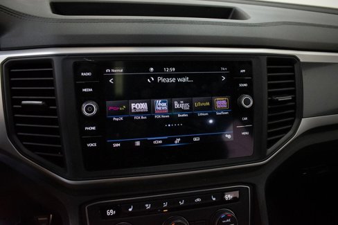Used 2021 Volkswagen Atlas Cross Sport SE image 14