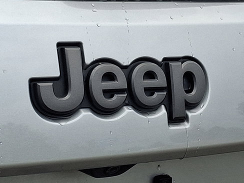 Used 2018 Jeep Grand Cherokee High Altitude image 29
