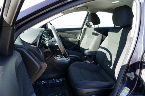 Used 2014 Chevrolet Cruze LT image 12