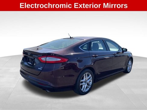 Used 2013 Ford Fusion SE image 5