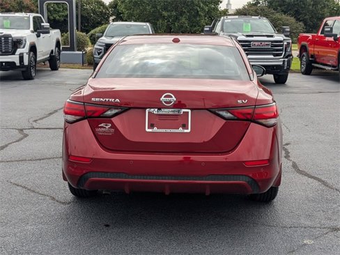 Used 2022 Nissan Sentra SV image 4