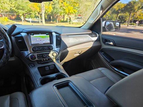 Used 2020 Chevrolet Tahoe LT image 24