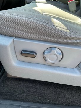 Used 2014 Ford F150 XLT image 26