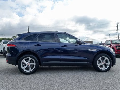 Used 2018 Jaguar F-PACE Premium image 17