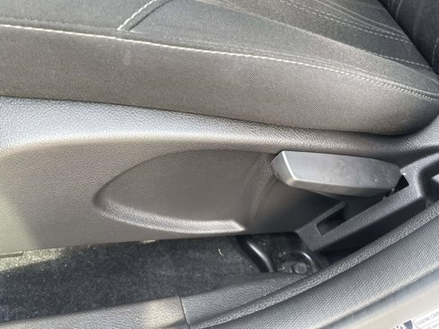 Used 2017 Ford Focus SE image 13