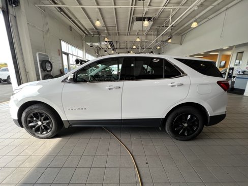 Used 2020 Chevrolet Equinox LT w/ LPO, Floor Liner Package image 9