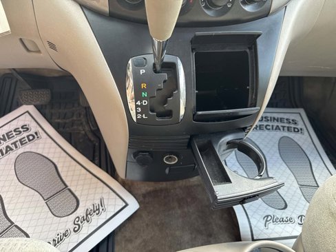Used 2007 Toyota Sienna CE image 16