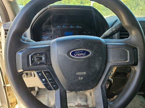 Used 2017 Ford F250 XL w/ Power Equipment Group image 8