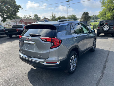 Used 2019 GMC Terrain SLT w/ Preferred Package image 4
