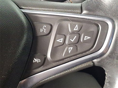 Used 2021 Chevrolet Equinox Premier image 23