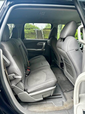 Used 2011 Chevrolet Traverse LS image 18