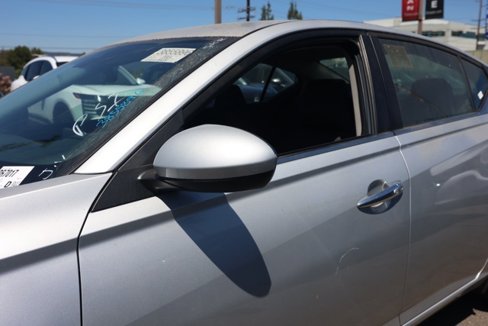 Used 2023 Nissan Altima 2.5 SV image 12
