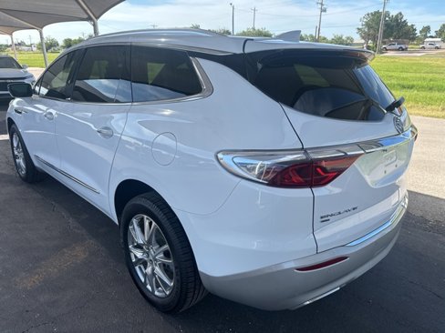 Used 2022 Buick Enclave Premium image 5