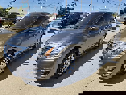 Used 2014 Nissan Altima 2.5 S image 7