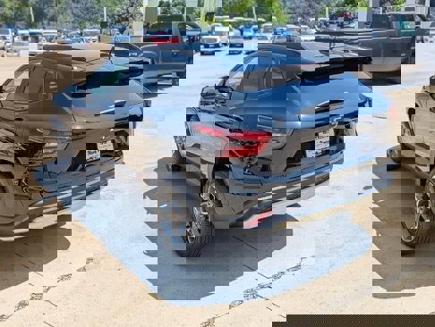 New 2025 Chevrolet Trax LT w/ LT Convenience Package image 8