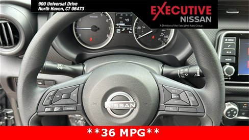 New 2025 Nissan Kicks Play S image 11